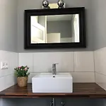 Private Im Serviced - Mit Woechentlicher Reinigung 3* 슈투트가르트