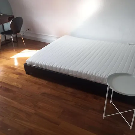 Pensjonat Private Im Serviced - Mit Woechentlicher Reinigung Stuttgart