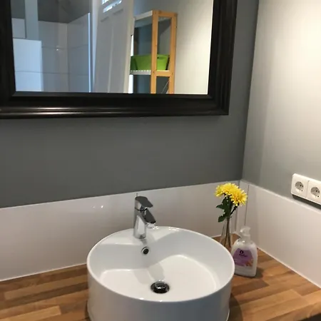 Pensjonat Private Im Serviced - Mit Woechentlicher Reinigung Stuttgart