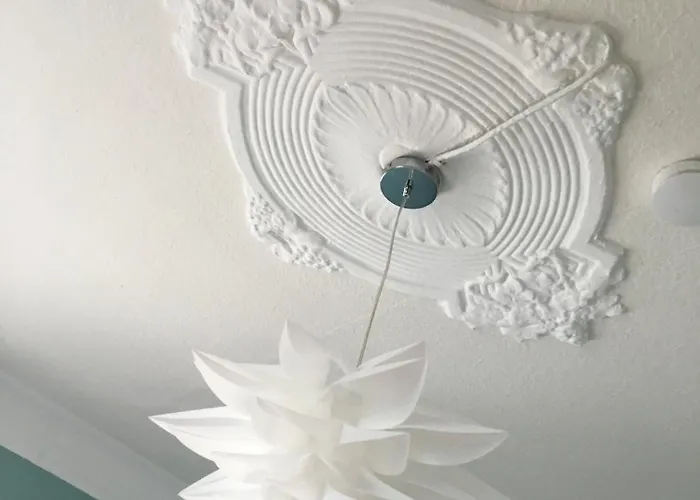 Private Im Serviced - Mit Woechentlicher Reinigung Pensionat