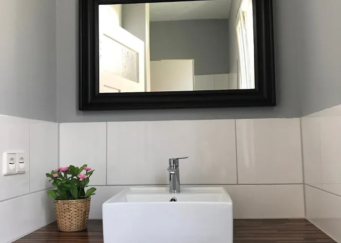 Private Im Serviced - Mit Woechentlicher Reinigung 3* Stuttgart