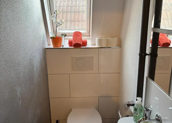 Private Im Serviced - Mit Woechentlicher Reinigung Pensionat